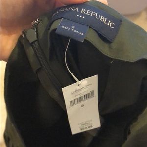 Banana republic & Forever 21 Skirts Lot